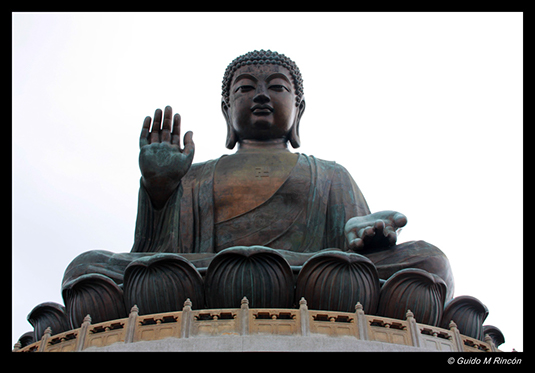 %_tempFileName06)%20Tian%20Tan%20Buddha,%20Lantau,%20Hong%20Kong%